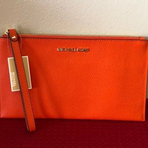 NWT Michael Kors Large Leather Wristlet